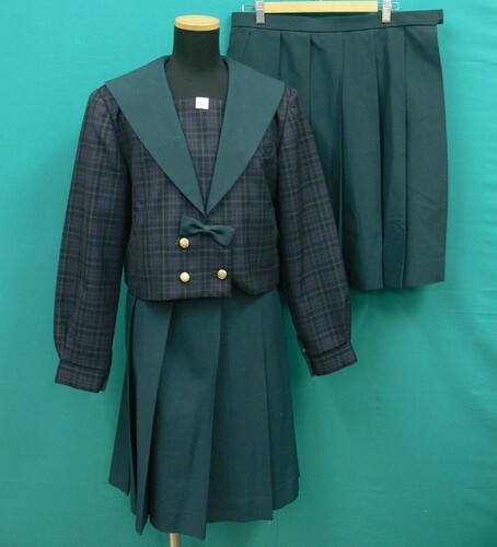 ���Ɍ� #1902�@�s�����쒆�w�Z�t�~�Z�[���[�E�~�ăX�J�[�g�Z�b�g�@�T�C�Y165B�y�傫�ȃT�C�Y�z