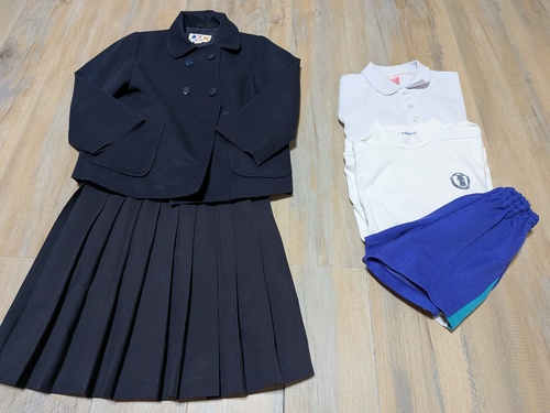 ���R�� ���R�s���������w�Z ���q����+�̑����Z�b�g